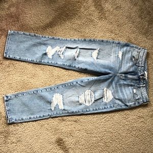 PacSun mom jean size 27 ripped jeans